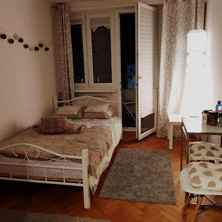 Apartament Plac Trzech Krzyzy Warschau Buitenkant foto