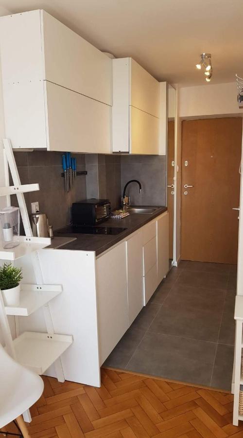 Apartament Plac Trzech Krzyzy Warschau Buitenkant foto